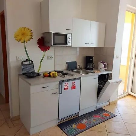 Sole Apartment *