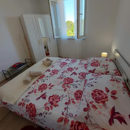 Sole Apartment *