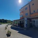 Sole Lejlighed Pula